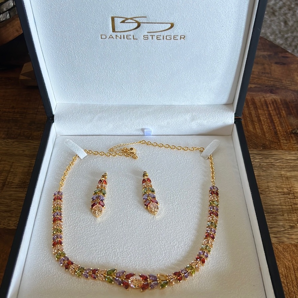 Waterfall 18” necklace with earrings